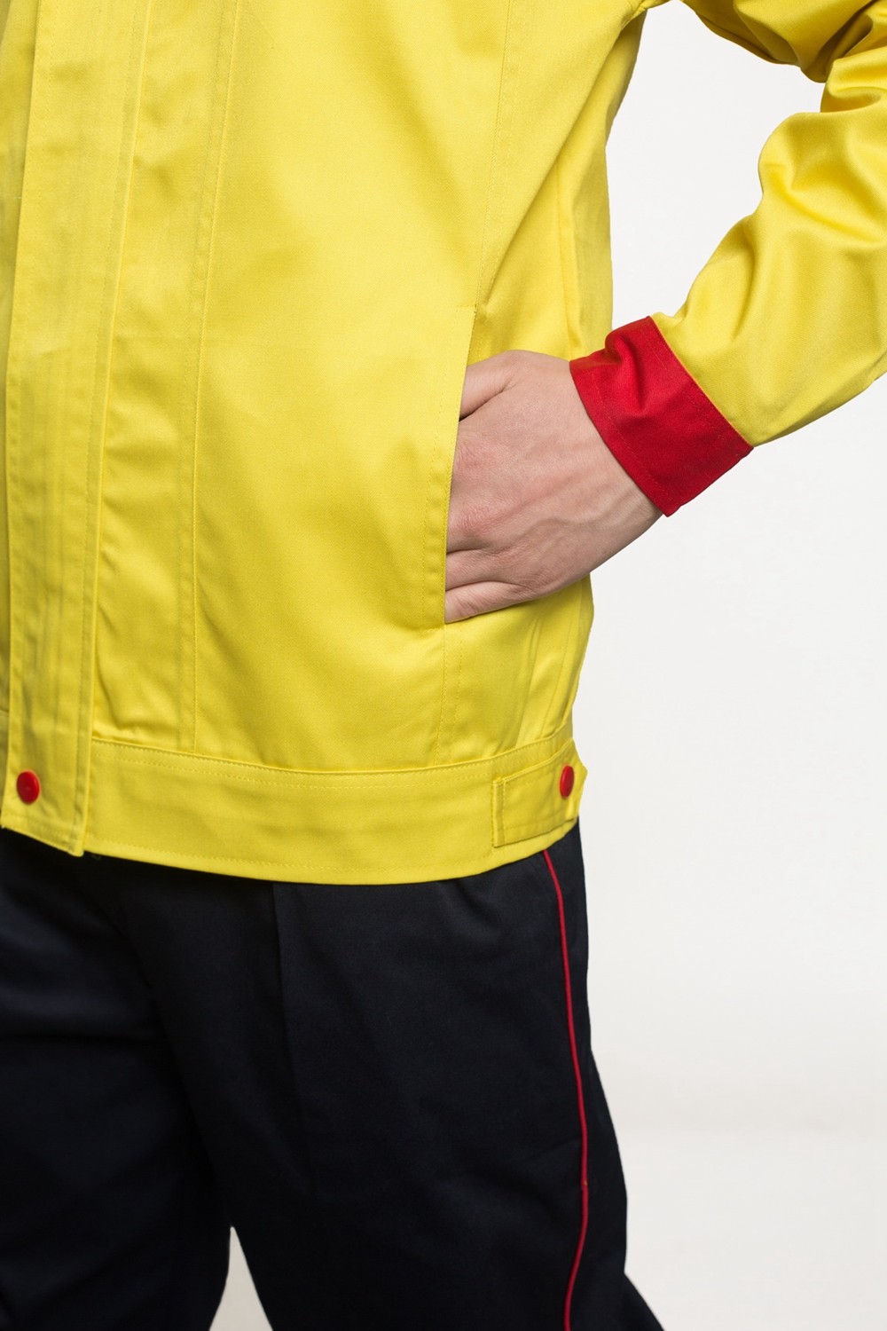 長(zhǎng)袖防靜電工作服細(xì)節(jié)展示 長(zhǎng)袖防靜電工作服細(xì)節(jié)展示