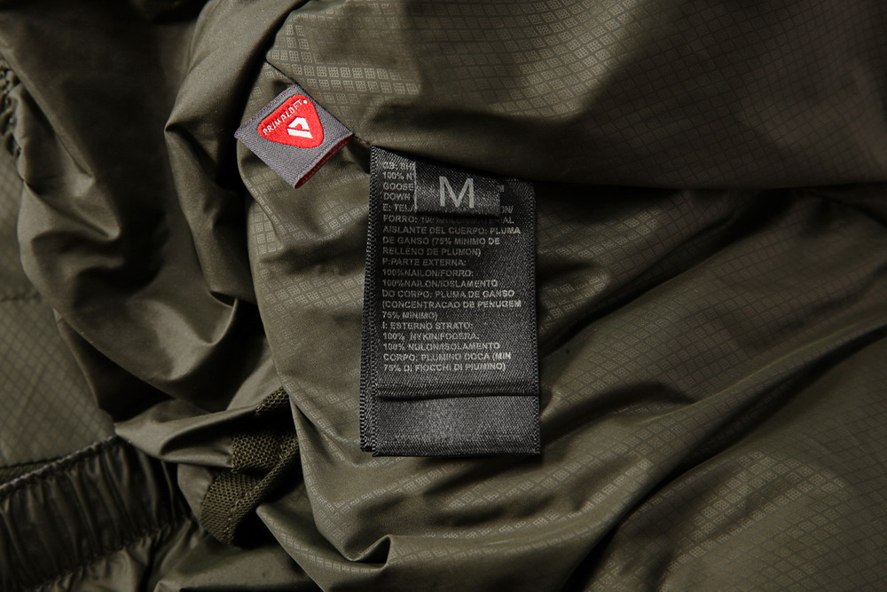 冬季羽絨服細節(jié)展示 冬季羽絨服細節(jié)展示