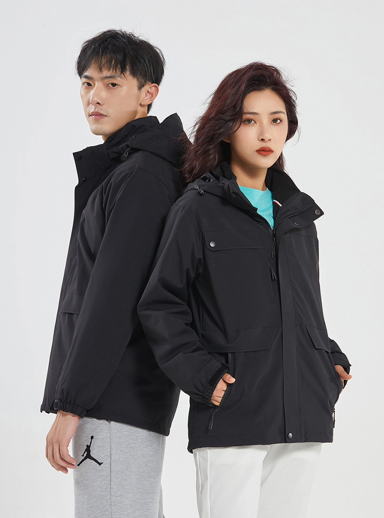 沖鋒衣模特上身展示圖 沖鋒衣模特上身展示圖